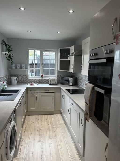 15 Min Drive To Airport 20 Min To Loch Lomond And City Center Old Kilpatrick Exteriér fotografie